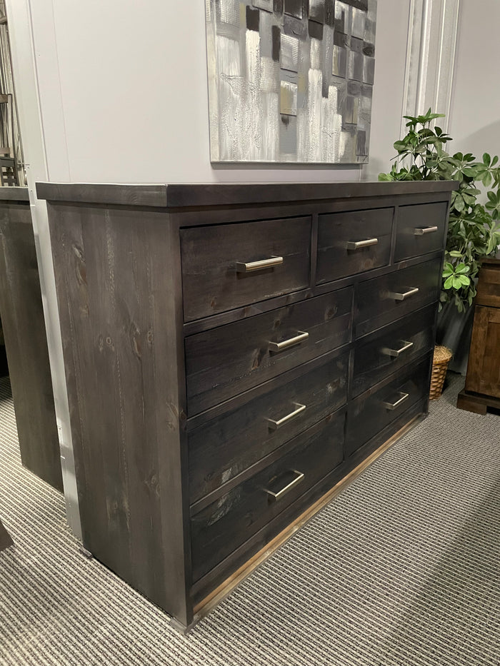R180P Rustic Pine 9 Drawer Chest in Smoke Finish S-738