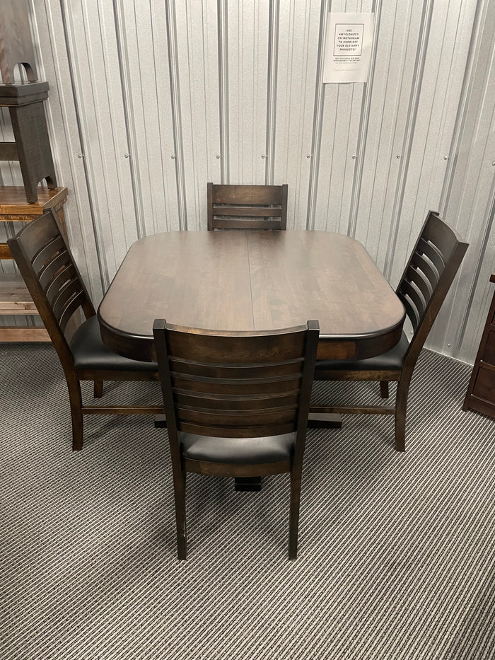 Smooth Birch 507B Single Bistro Pedestal Table & 4 624B Chairs with Upholstered Seats in Guinness Finish S-560