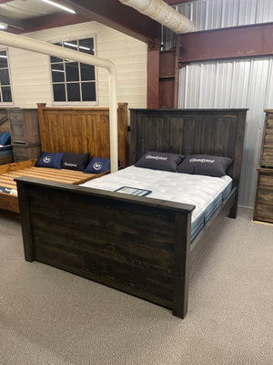 RF243P Rustic Pine Queen Fusion Bed in Ebony Finish S-743