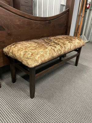Smooth 782B Birch Bench with Upholstered Furry Seat in Guinness Finish S-610