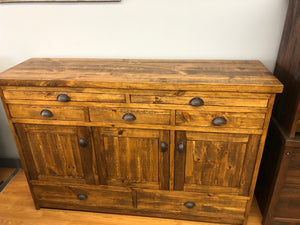 Rustic Pine R347P Server/Sideboard with Oval Handles in Black Walnut Finish S-147