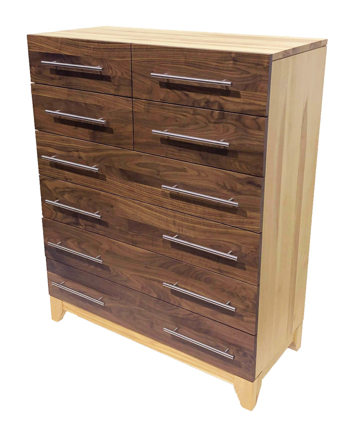 #L206A - 8 drawer dresser